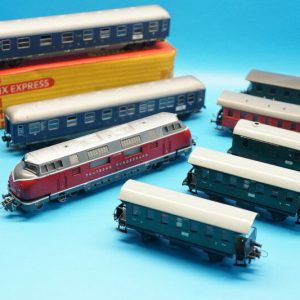 TRIX Spur H0 | Lok & Wagen | Schnellzugwagen Konvolut