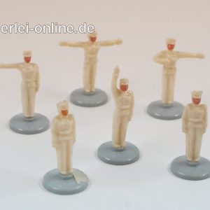 Wiking H0 1:87 Polizisten Figuren | 6 Stück Verkehrspolizisten | Figurensatz ,weiß | 50er Jahre