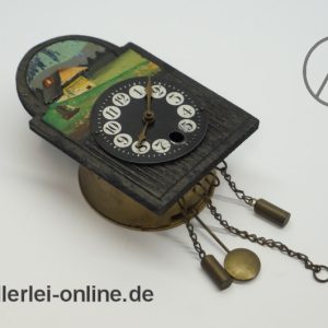 Puppenstube Miniatur | Wanduhr | Schwarzwalduhr mit Federwerk und Schlüssel
