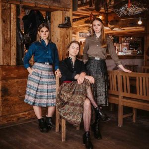 Hund sans scho Cordbluse Farben: Salbeigrün, Mitternachtsblau, Petrol